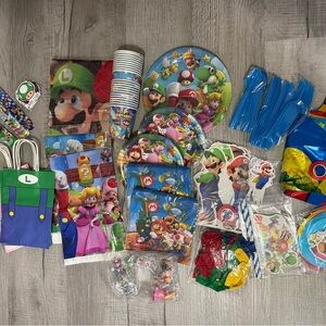 Nintendo Super Mario Party Set - Blue, Red, Green